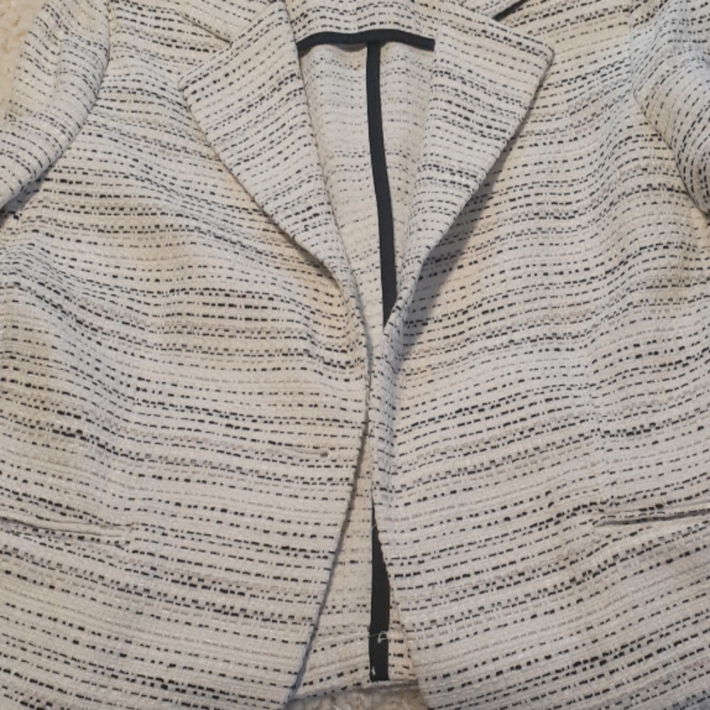 Cabi Jacket - Picture 4 of 6
